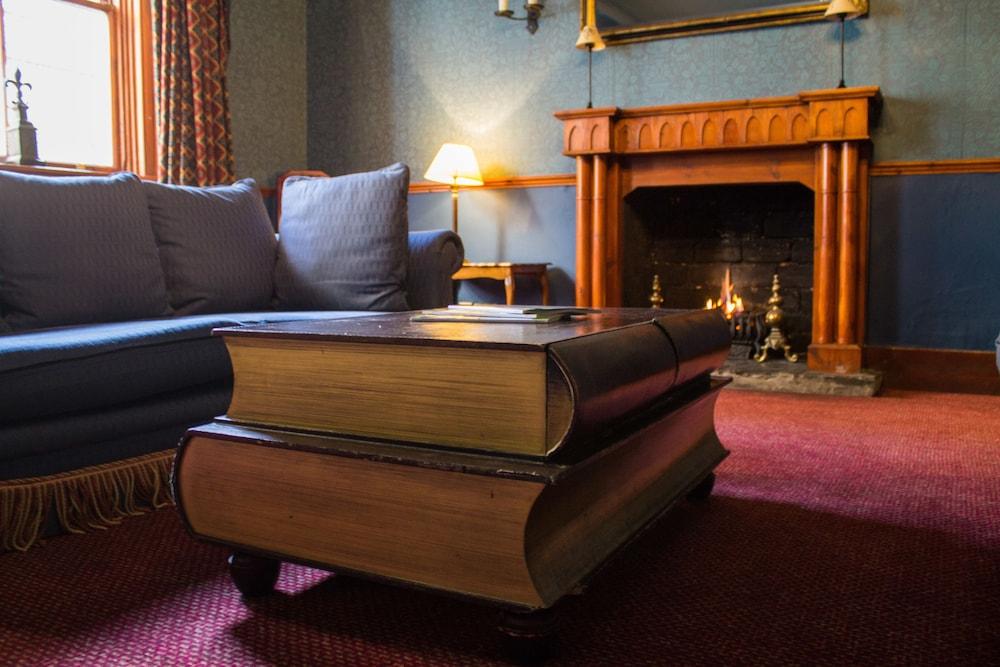 The Hotel 3*